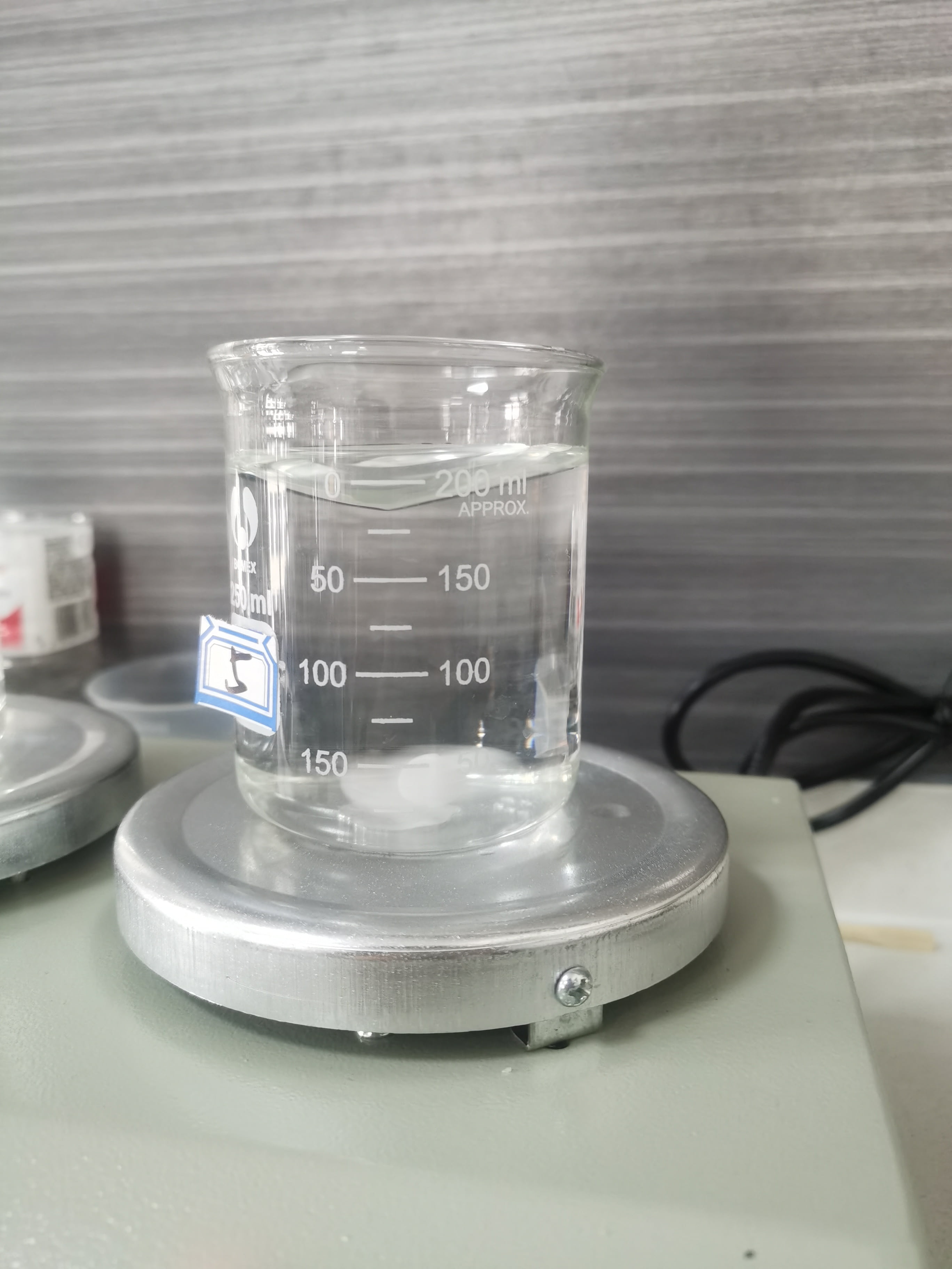 Polyacrylamide dissolving beaker